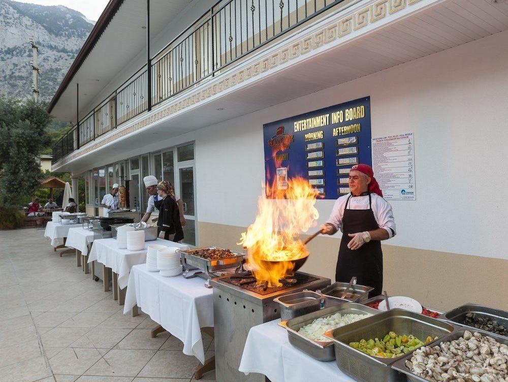 Matiate Hotel & Spa All Inclusive بيلديبي المظهر الخارجي الصورة
